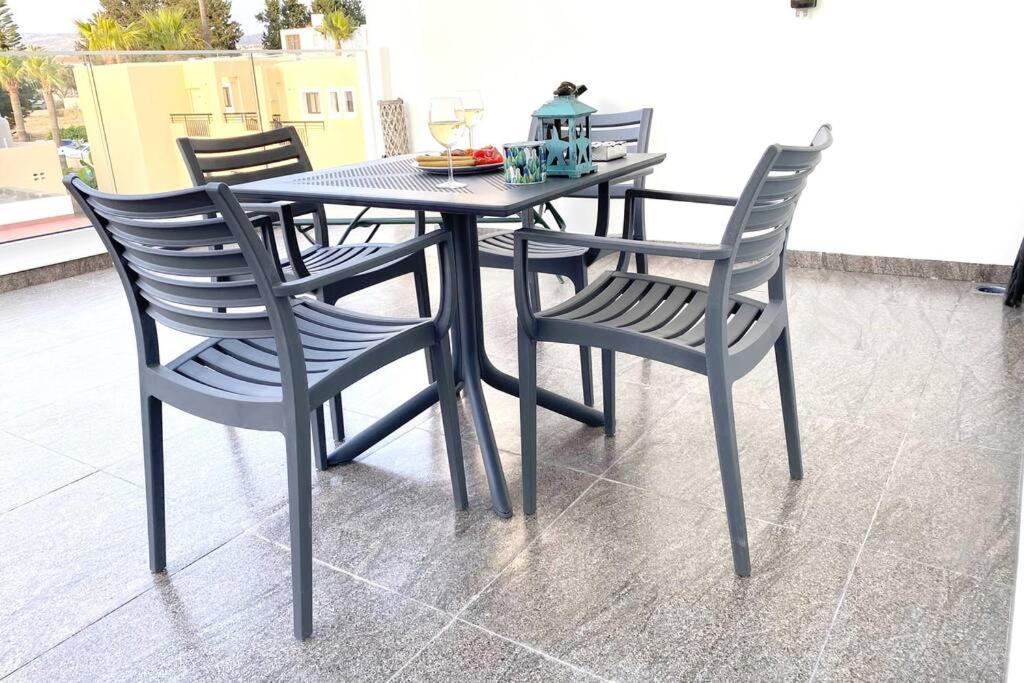 Ev Zin - Modern, Cozy, 1 Bed, Pool, 2 Balconies, A105 Apartment Paphos Exterior photo