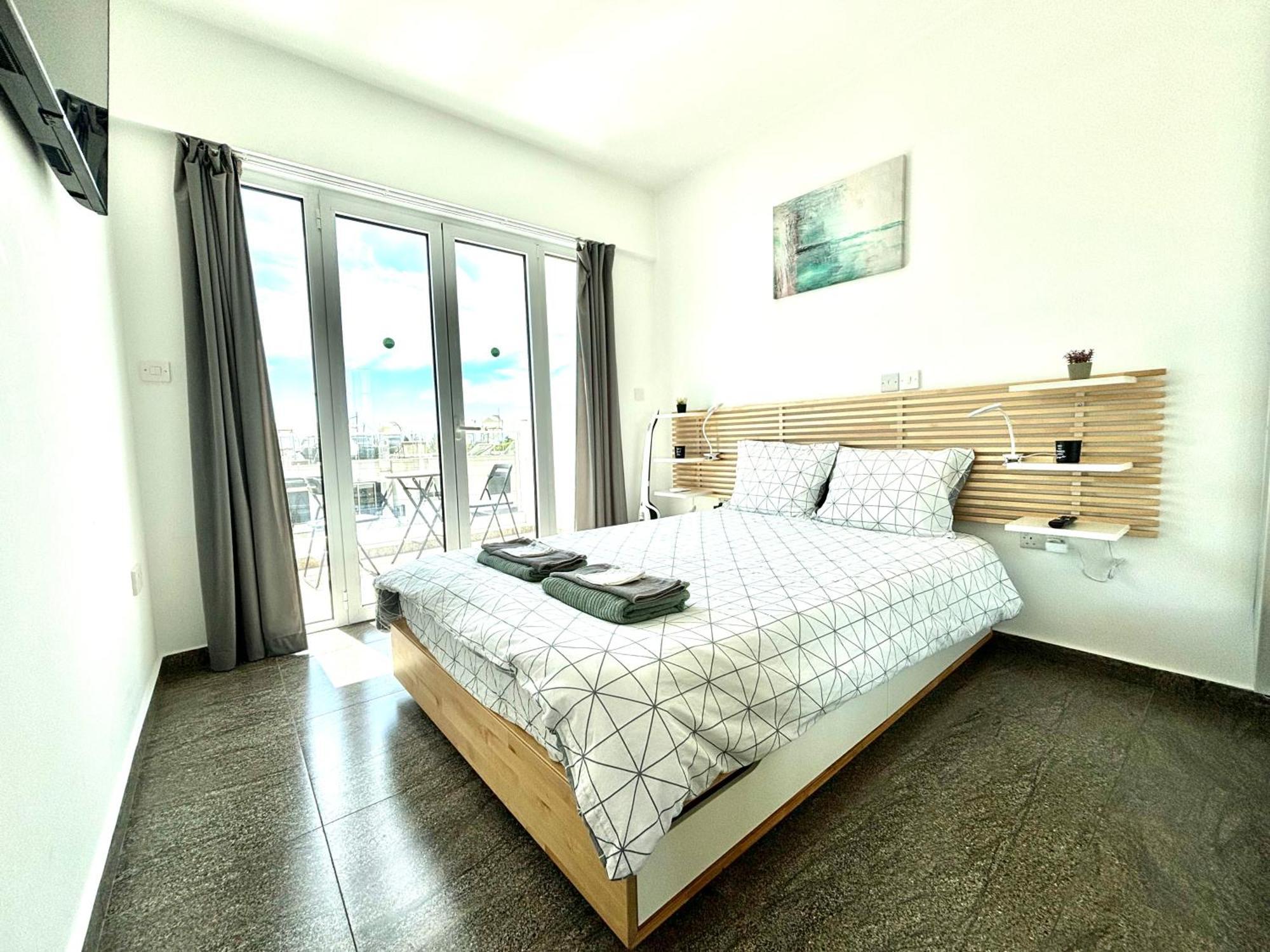 Ev Zin - Modern, Cozy, 1 Bed, Pool, 2 Balconies, A105 Apartment Paphos Exterior photo
