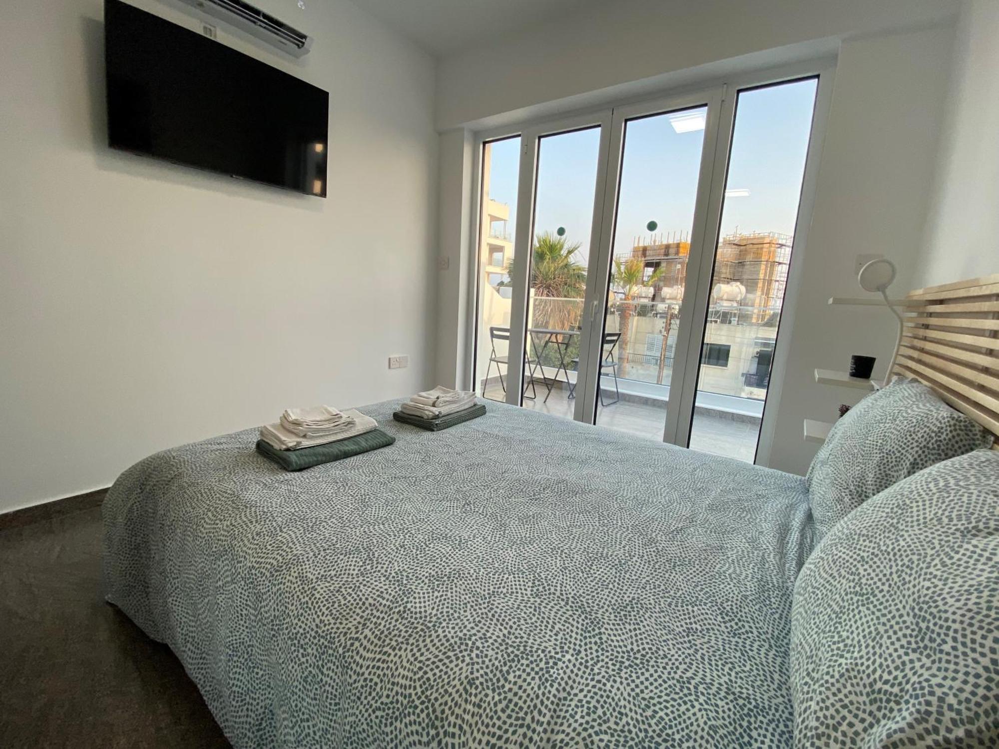 Ev Zin - Modern, Cozy, 1 Bed, Pool, 2 Balconies, A105 Apartment Paphos Exterior photo